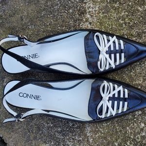 Womens Connie sling back shoe sz. 7.5 blk/white
